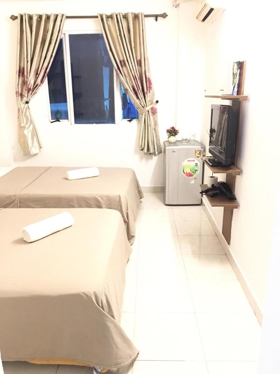 Thanhha Guesthouse At Bui Vien Walking Street ホーチミン市 エクステリア 写真